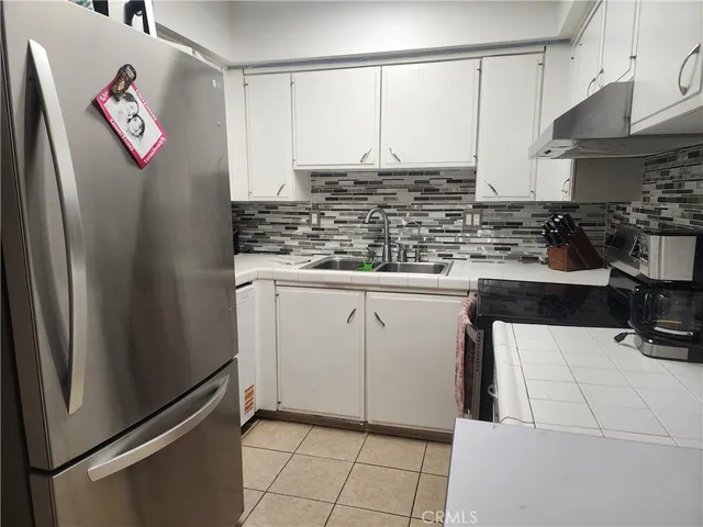 $575,000 | 134 South Magnolia, Unit 10C, Anaheim, CA 92804