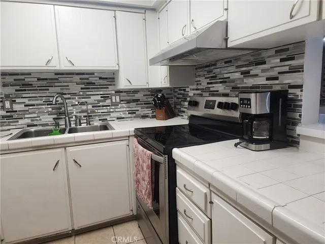 $575,000 | 134 South Magnolia, Unit 10C, Anaheim, CA 92804