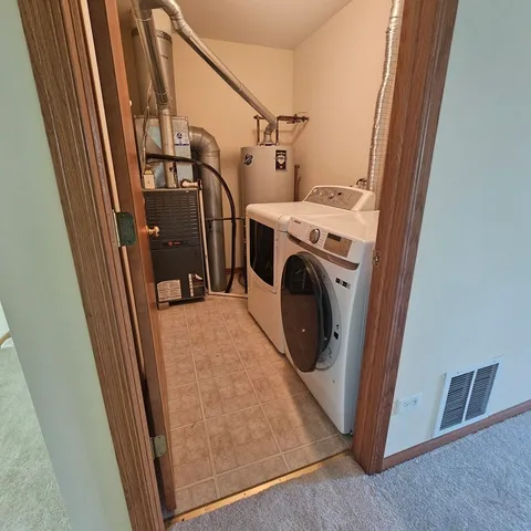 $295,000 | 1111 Colonial Drive, Joliet, IL 60432