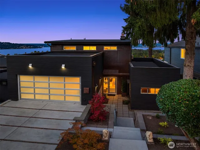 $2,995,000 | 7352 56th Avenue Northeast, Seattle, WA 98115