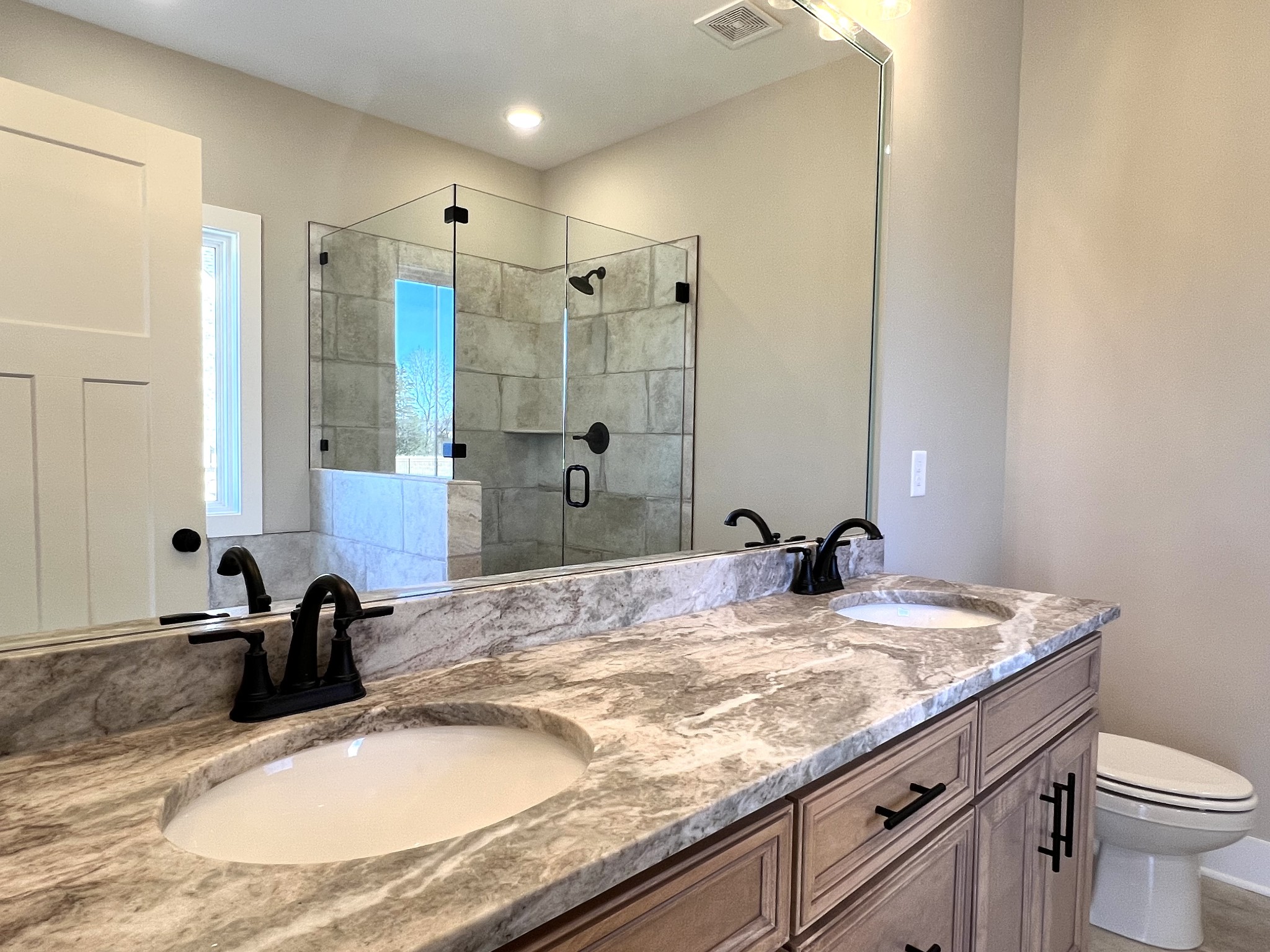 720 Bass Road, Unit 4 Bethpage, TN 37022 - Photo 12 of 19 Gallery Image 12