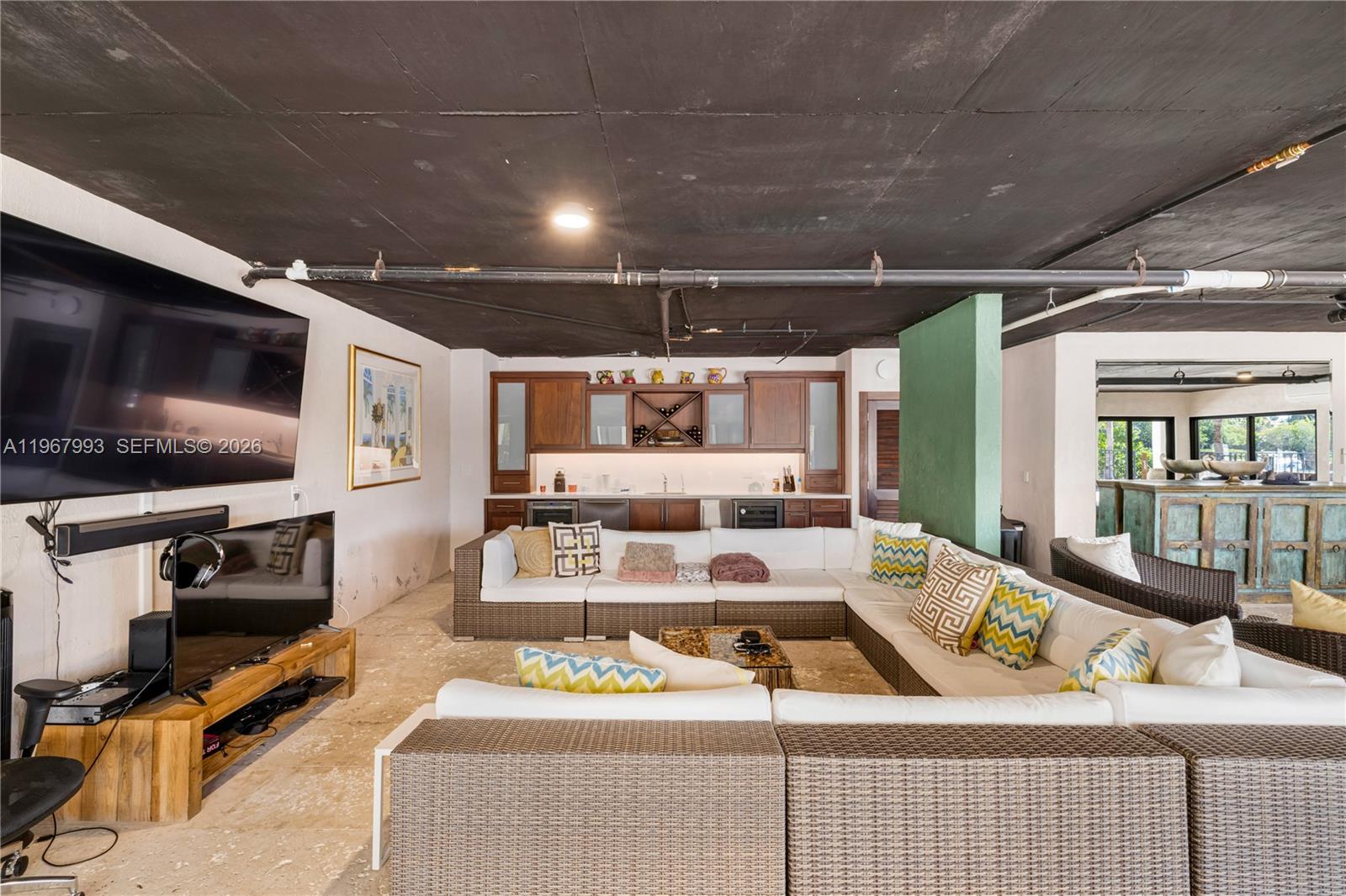 460 Costanera Road Coral Gables, FL 33143 - Photo 12 of 36