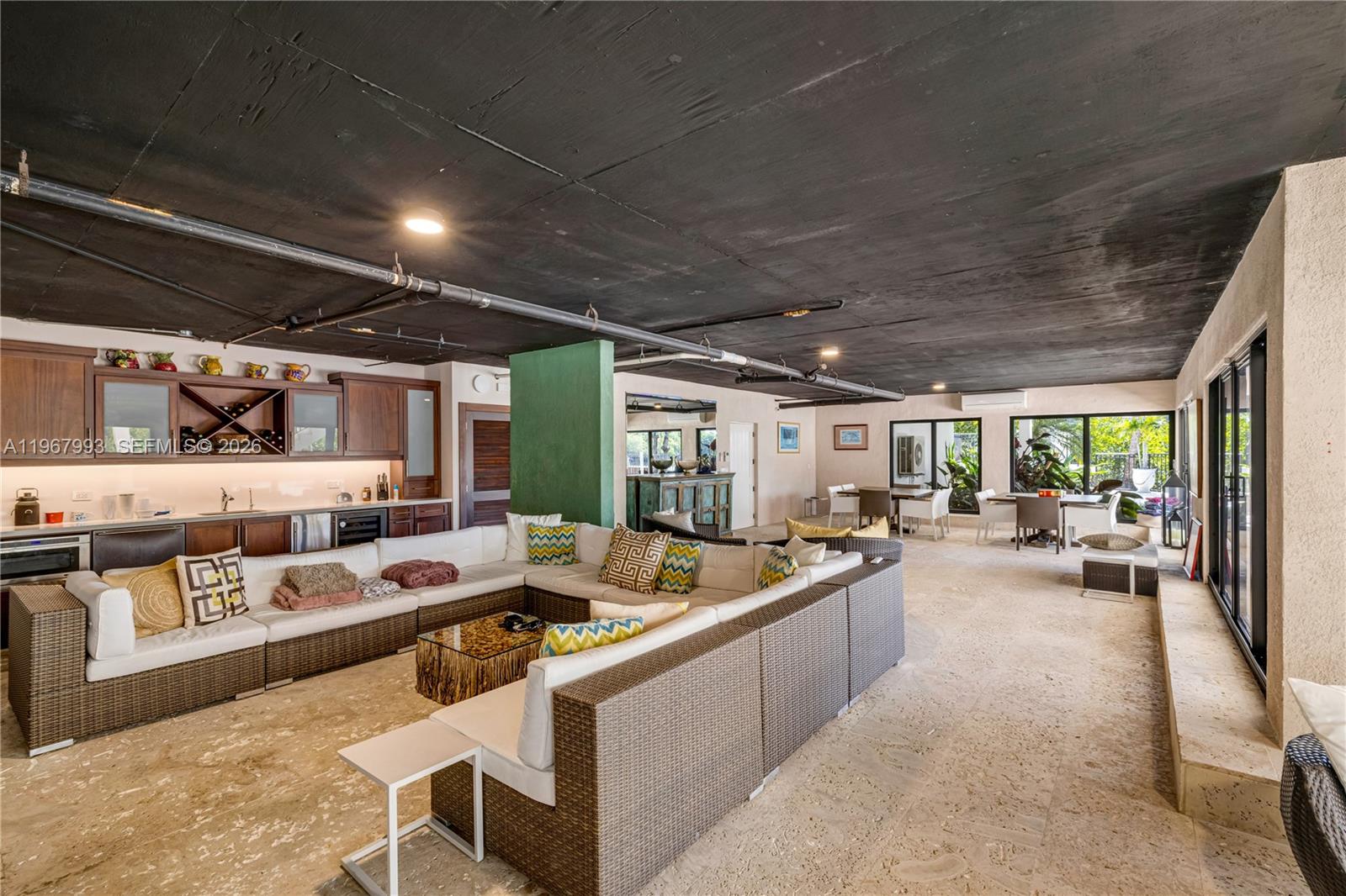 460 Costanera Road Coral Gables, FL 33143 - Photo 13 of 36