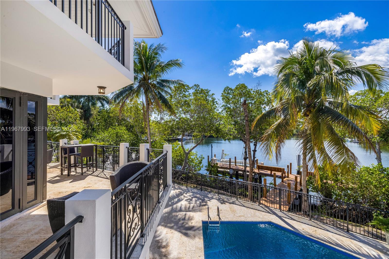 460 Costanera Road Coral Gables, FL 33143 - Photo 23 of 36