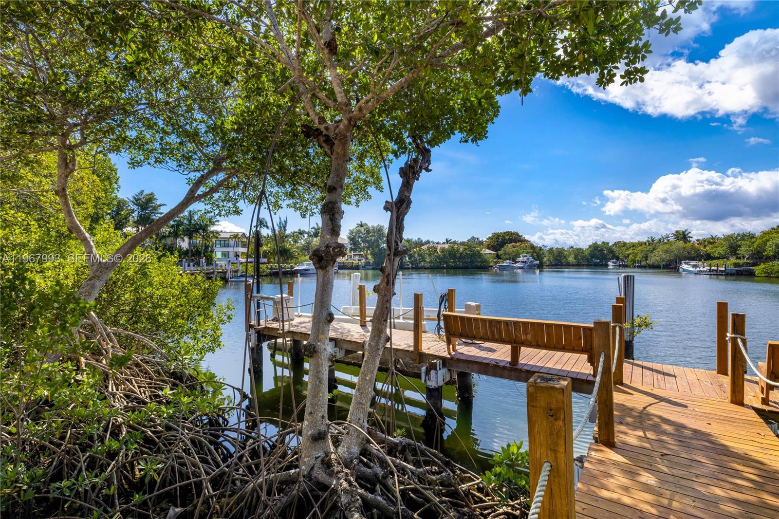 460 Costanera Road Coral Gables, FL 33143 - Photo 28 of 36