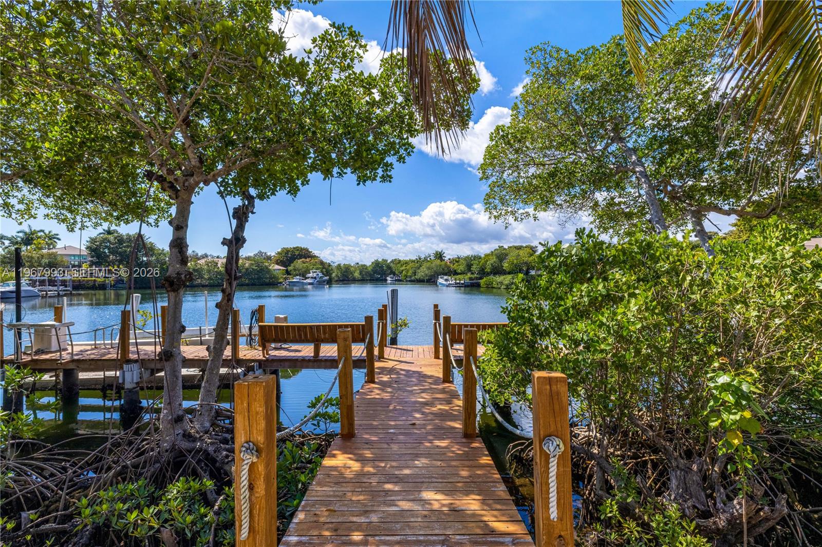 460 Costanera Road Coral Gables, FL 33143 - Photo 31 of 36