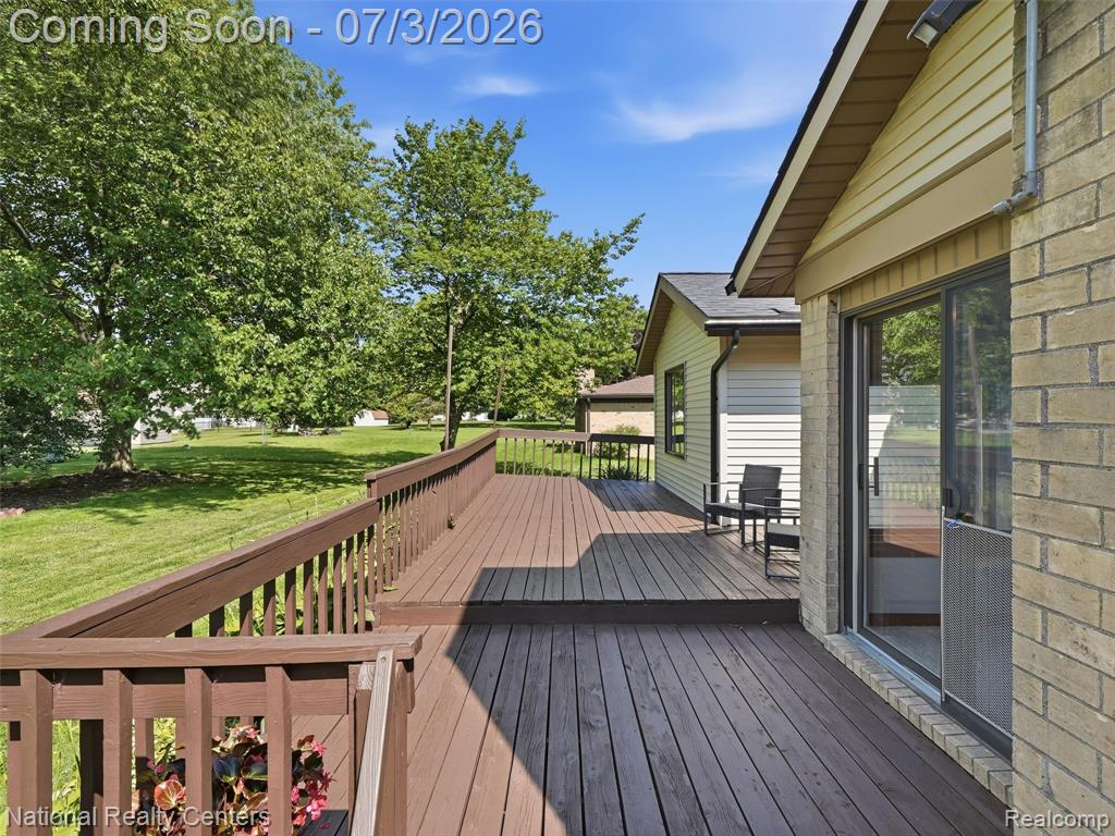 40368 Village Wood Road Novi, MI 48375 - Photo 36 of 49