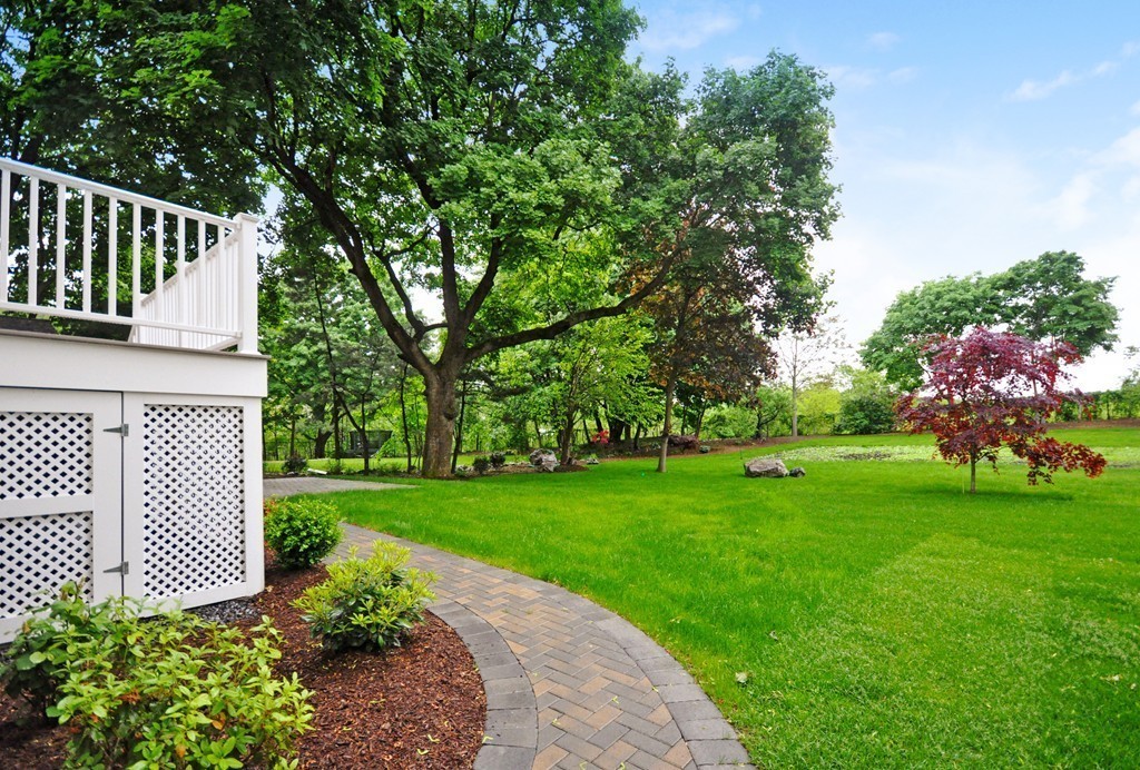 17 Reed Street, Unit 2 Arlington, MA 02474 - Photo 24 of 27 Gallery Image 24