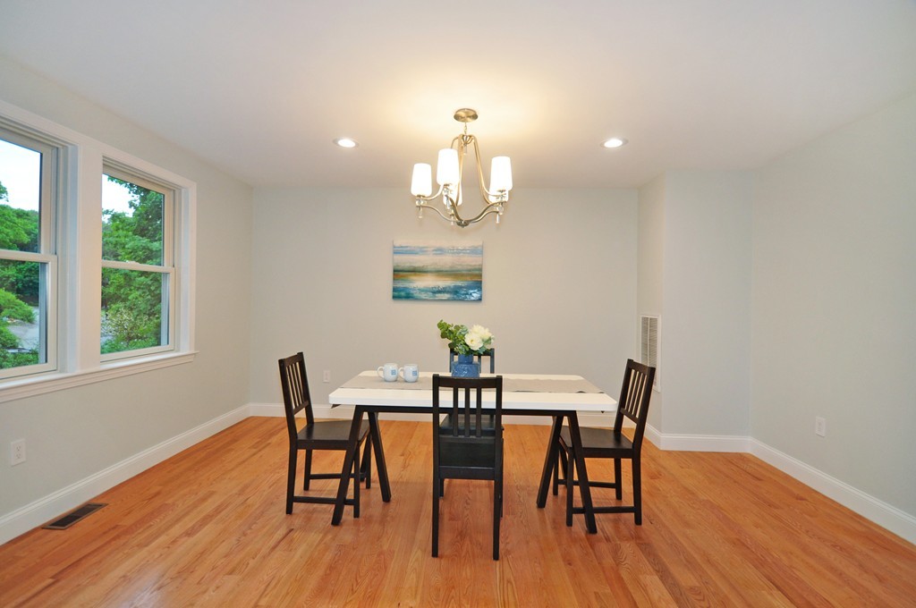 17 Reed Street, Unit 2 Arlington, MA 02474 - Photo 7 of 27 Gallery Image 7