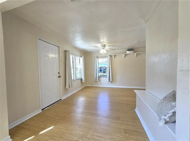 $1,600 | 309 Lakedale Drive, Auburndale, FL 33823