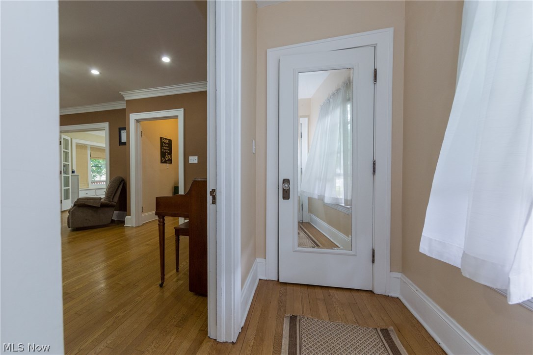 3104 Yorkshire Road Cleveland, OH 44118 - Photo 5 of 35 Gallery Image 5