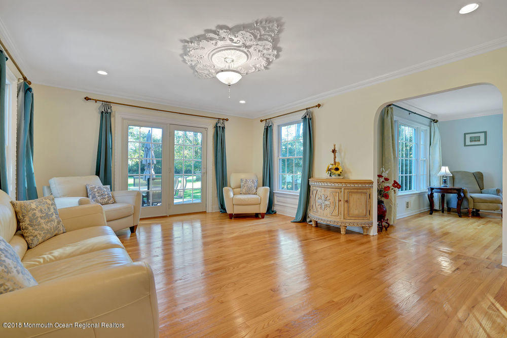 27 Partridge Way Colts Neck, NJ 07722 - Photo 21 of 58 Family Rm 2