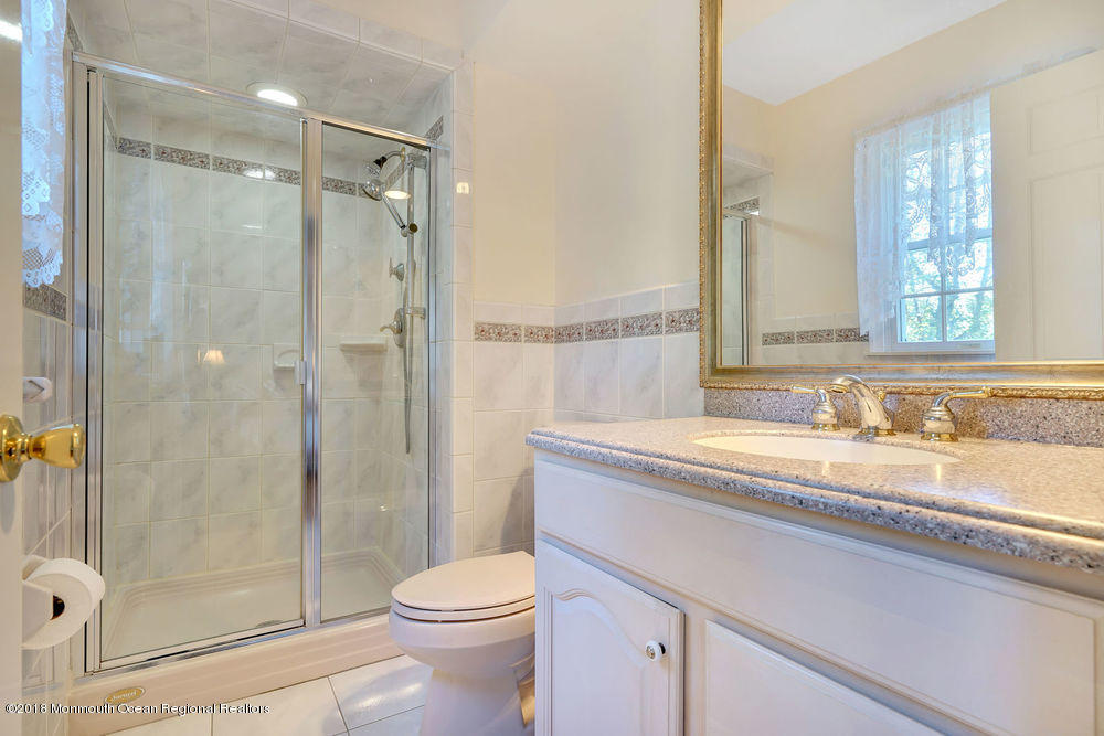 27 Partridge Way Colts Neck, NJ 07722 - Photo 35 of 58 BR 2 Ensuite