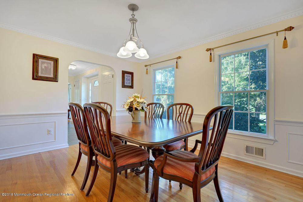 27 Partridge Way Colts Neck, NJ 07722 - Photo 6 of 58 Dinning Rm 3