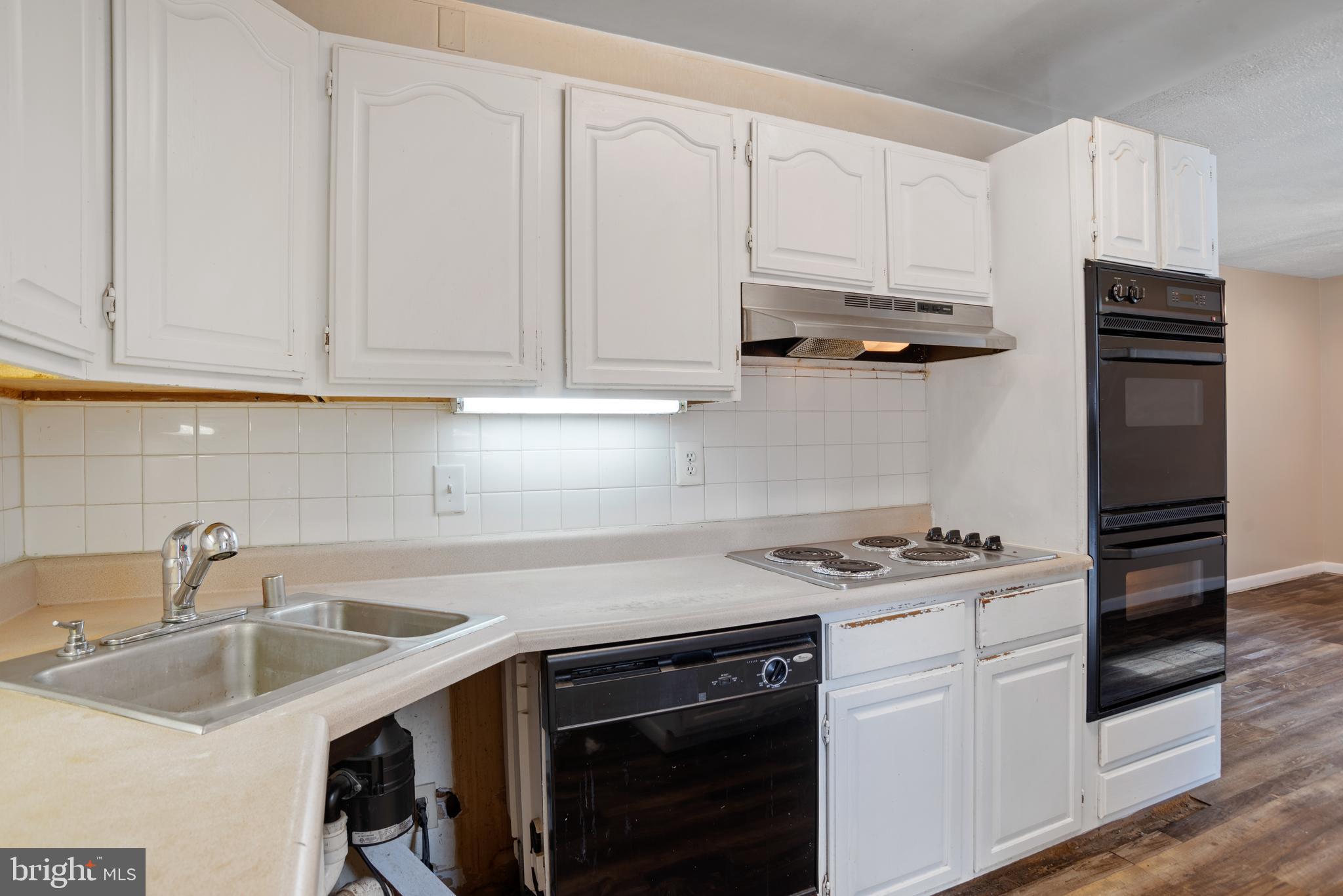 8259 Quarterfield Road Severn, MD 21144 - Photo 12 of 36