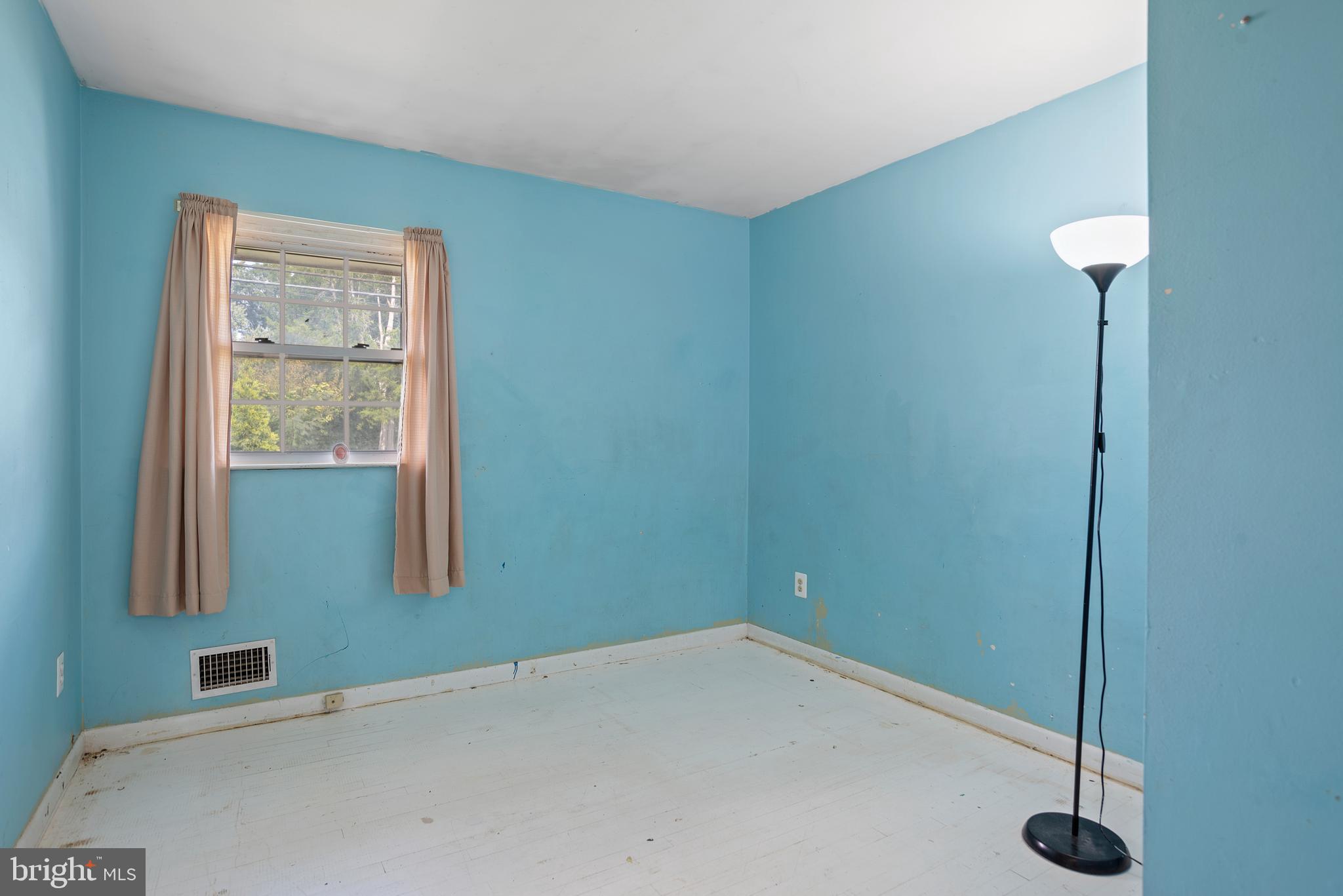 8259 Quarterfield Road Severn, MD 21144 - Photo 16 of 36