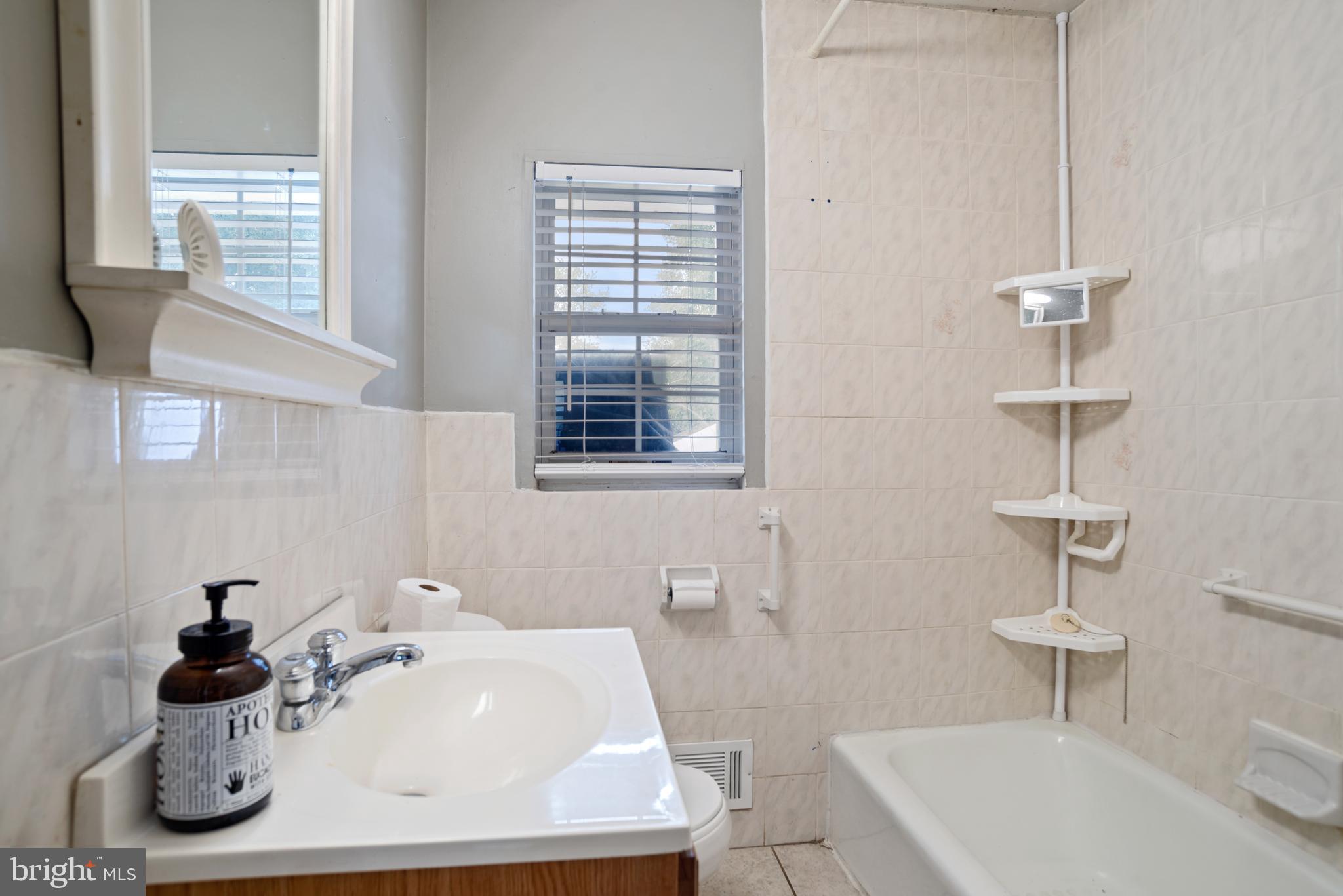 8259 Quarterfield Road Severn, MD 21144 - Photo 17 of 36