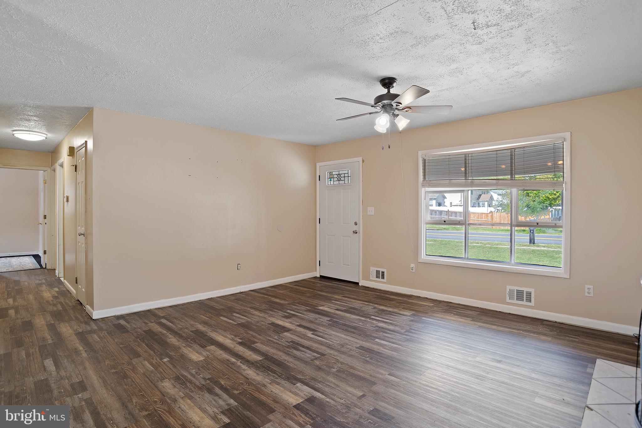 8259 Quarterfield Road Severn, MD 21144 - Photo 6 of 36