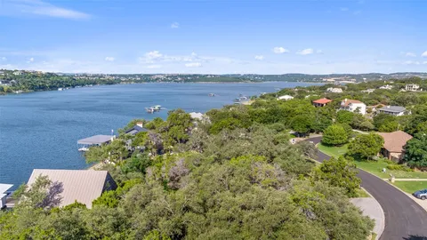 $799,000 | 18401 Lakepoint Circle, Point Venture, TX 78645