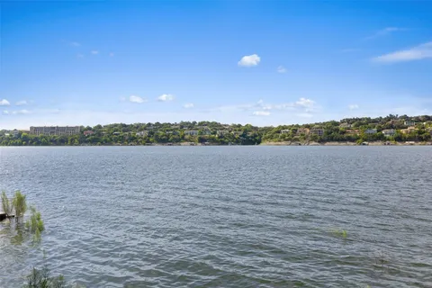 $799,000 | 18401 Lakepoint Circle, Point Venture, TX 78645