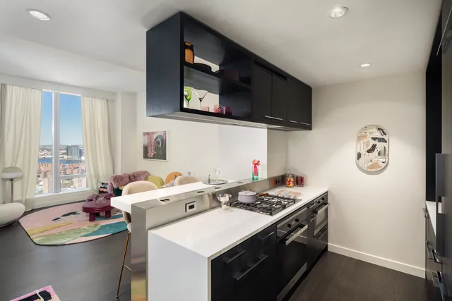 $1,230,000 | 252 South Street, Unit 8J | Two Bridges