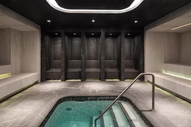 $1,230,000 | 252 South Street, Unit 8J | Two Bridges