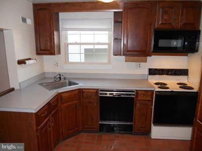 5316 Balistan Road Baltimore, MD 21237 - Photo 3 of 18 Kitchen