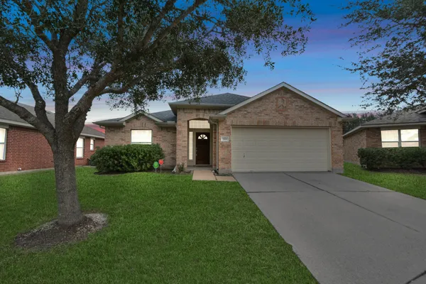 $2,100 | 7515 Braeberry Court, Richmond, TX 77407