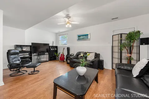 $499,000 | 1004 Prairie View Court, Naperville, IL 60563