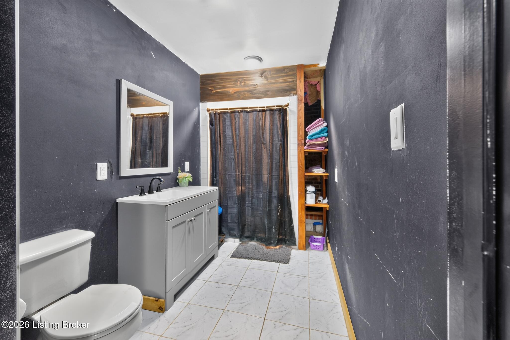 115 CCC Bottom Road McKee, KY 40447 - Photo 29 of 33 46_115_CCC_Bottom_Rd-Bathroom-0846