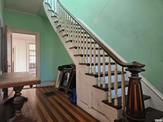 $205,000 | 728 21st Street, Rock Island, IL 61201