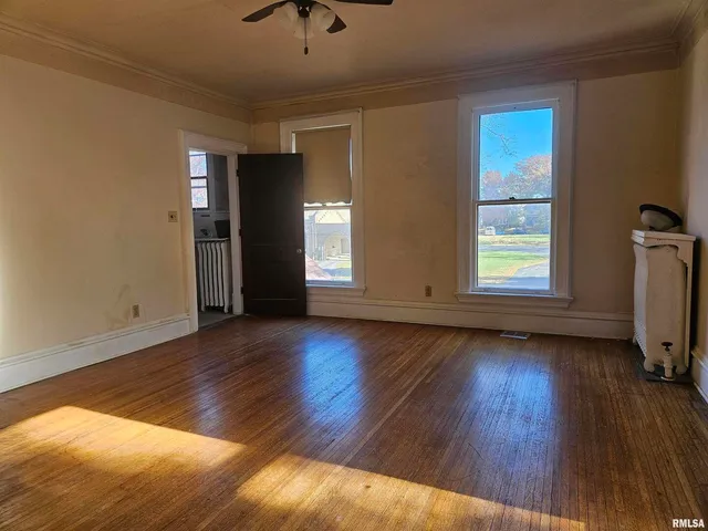 $205,000 | 728 21st Street, Rock Island, IL 61201