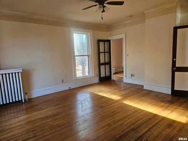 $205,000 | 728 21st Street, Rock Island, IL 61201