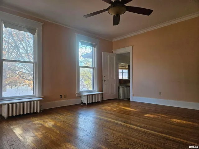 $205,000 | 728 21st Street, Rock Island, IL 61201