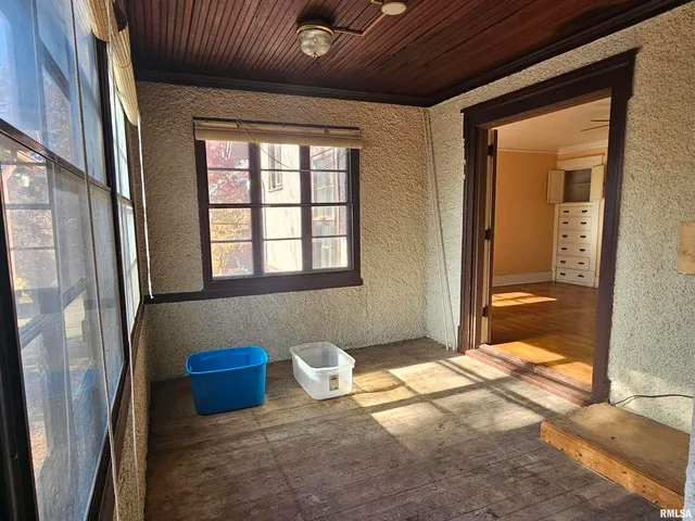 $205,000 | 728 21st Street, Rock Island, IL 61201