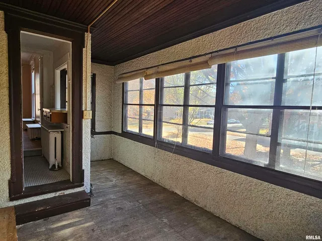 $205,000 | 728 21st Street, Rock Island, IL 61201