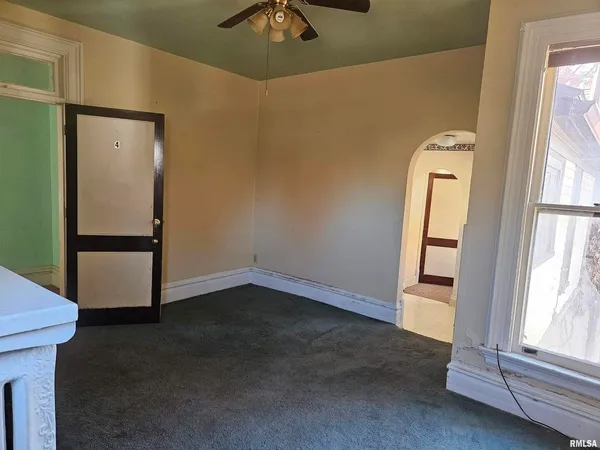 $205,000 | 728 21st Street, Rock Island, IL 61201