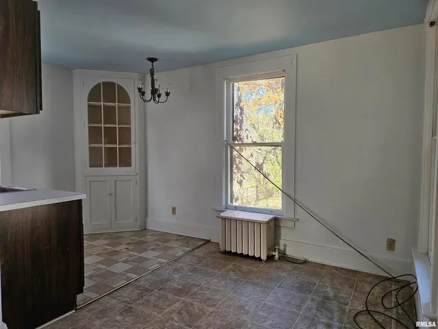 $205,000 | 728 21st Street, Rock Island, IL 61201