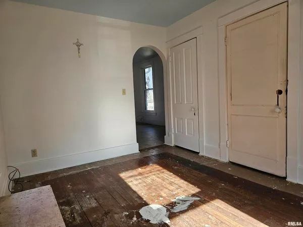 $205,000 | 728 21st Street, Rock Island, IL 61201