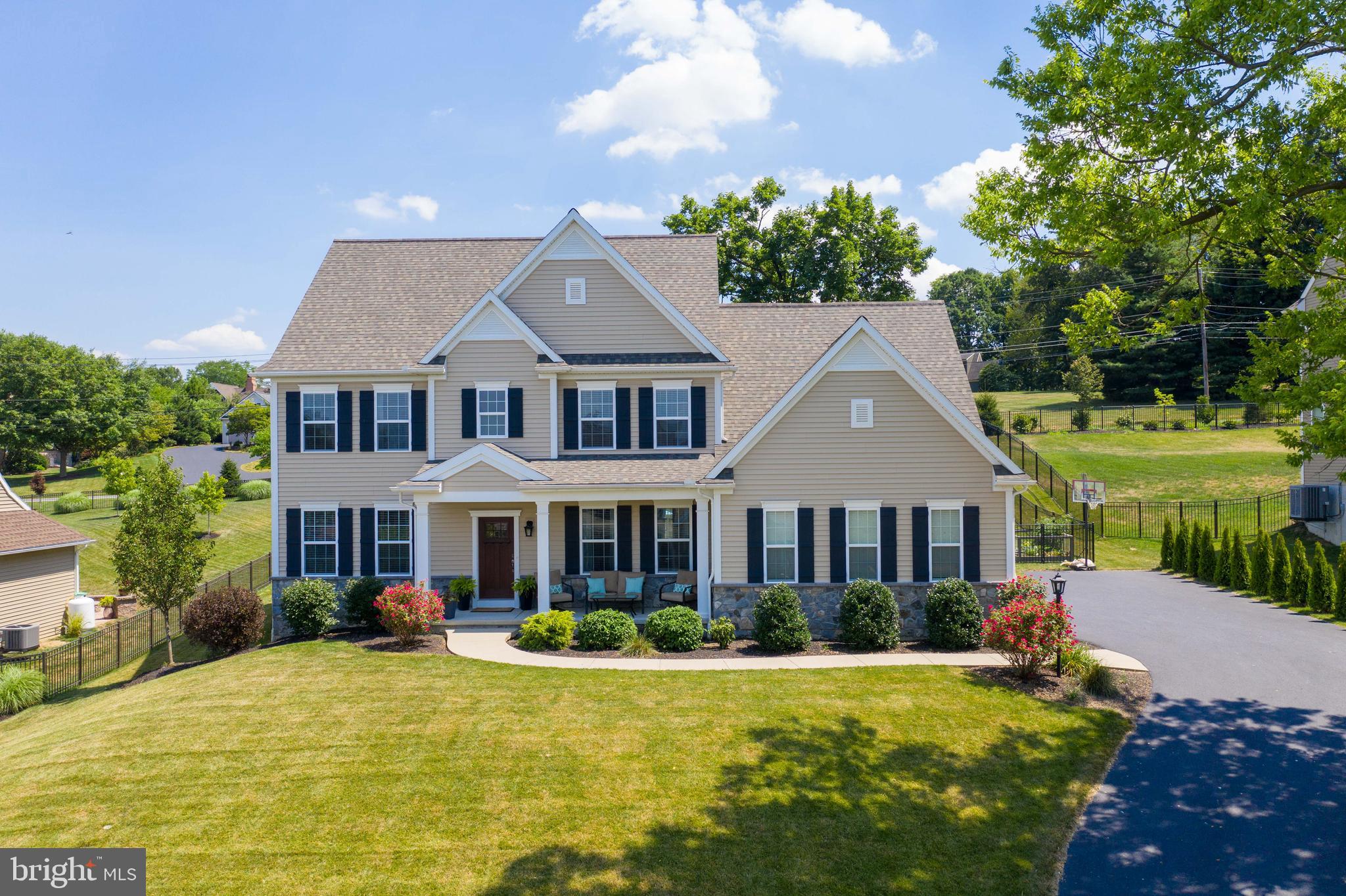523 Garnet Lane Lititz, PA 17543 - Photo 1 of 28