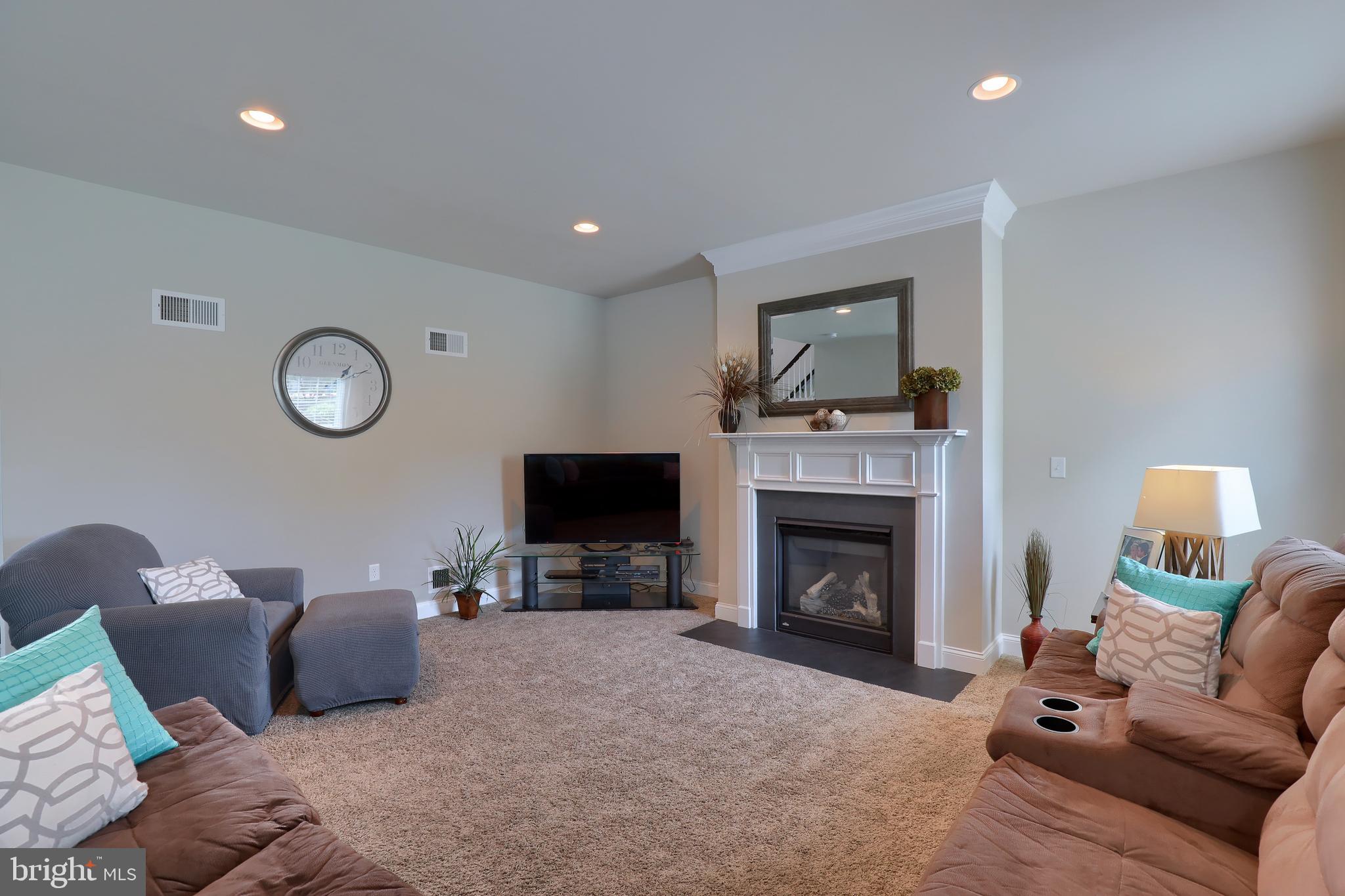 523 Garnet Lane Lititz, PA 17543 - Photo 12 of 28