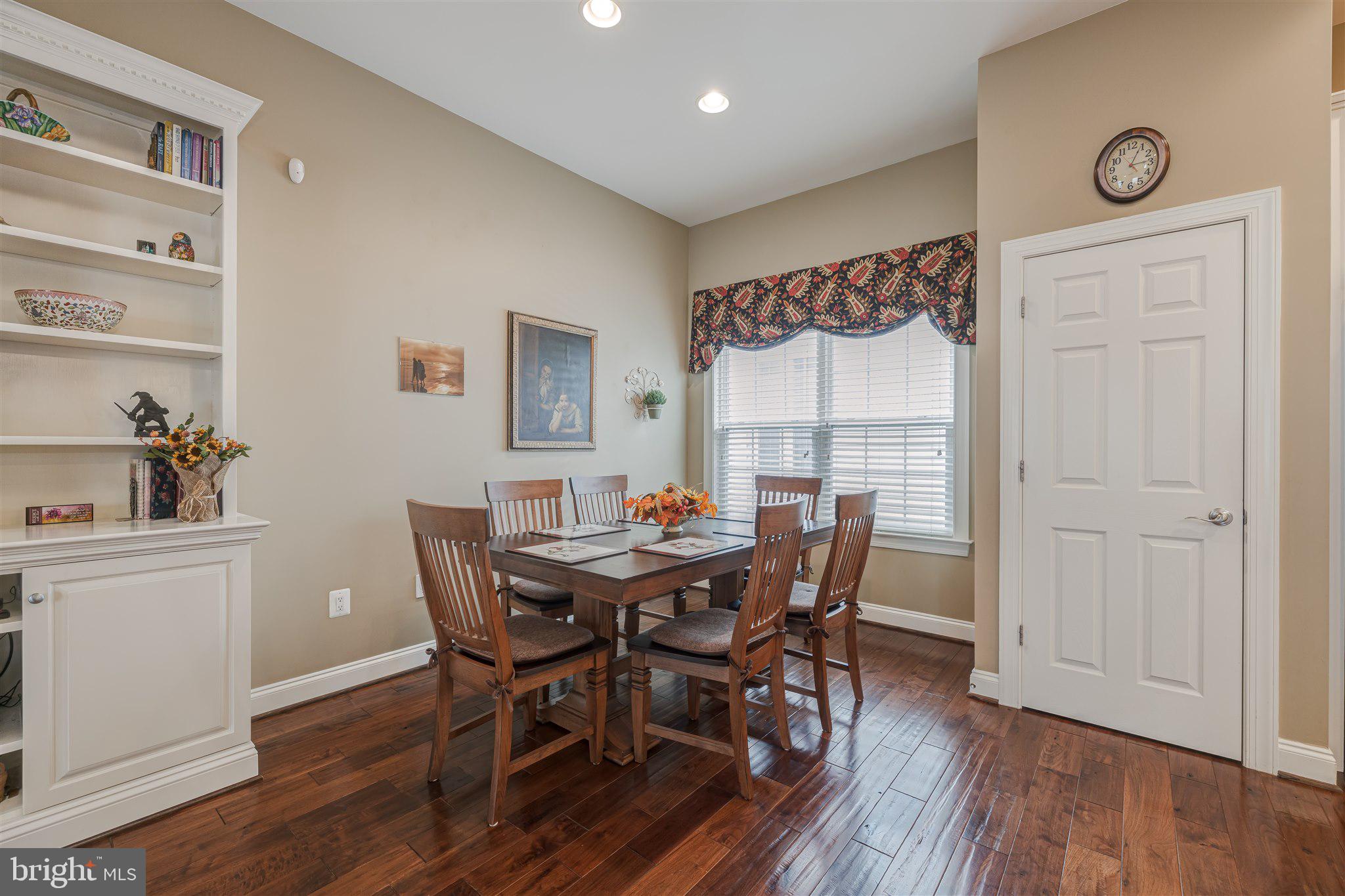 6007 Masondale Road Alexandria, VA 22315 - Photo 17 of 68 Breakfast Area