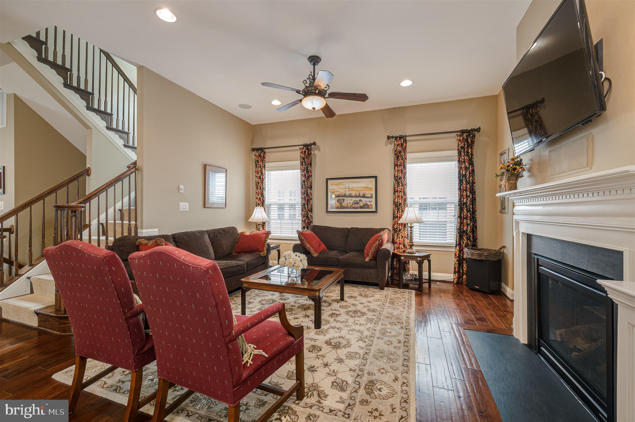 6007 Masondale Road Alexandria, VA 22315 - Photo 22 of 68 Family Room