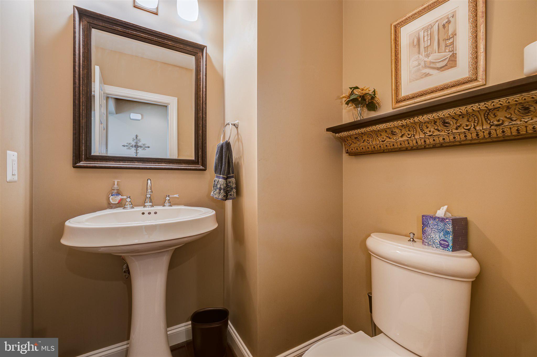 6007 Masondale Road Alexandria, VA 22315 - Photo 25 of 68 Powder Room