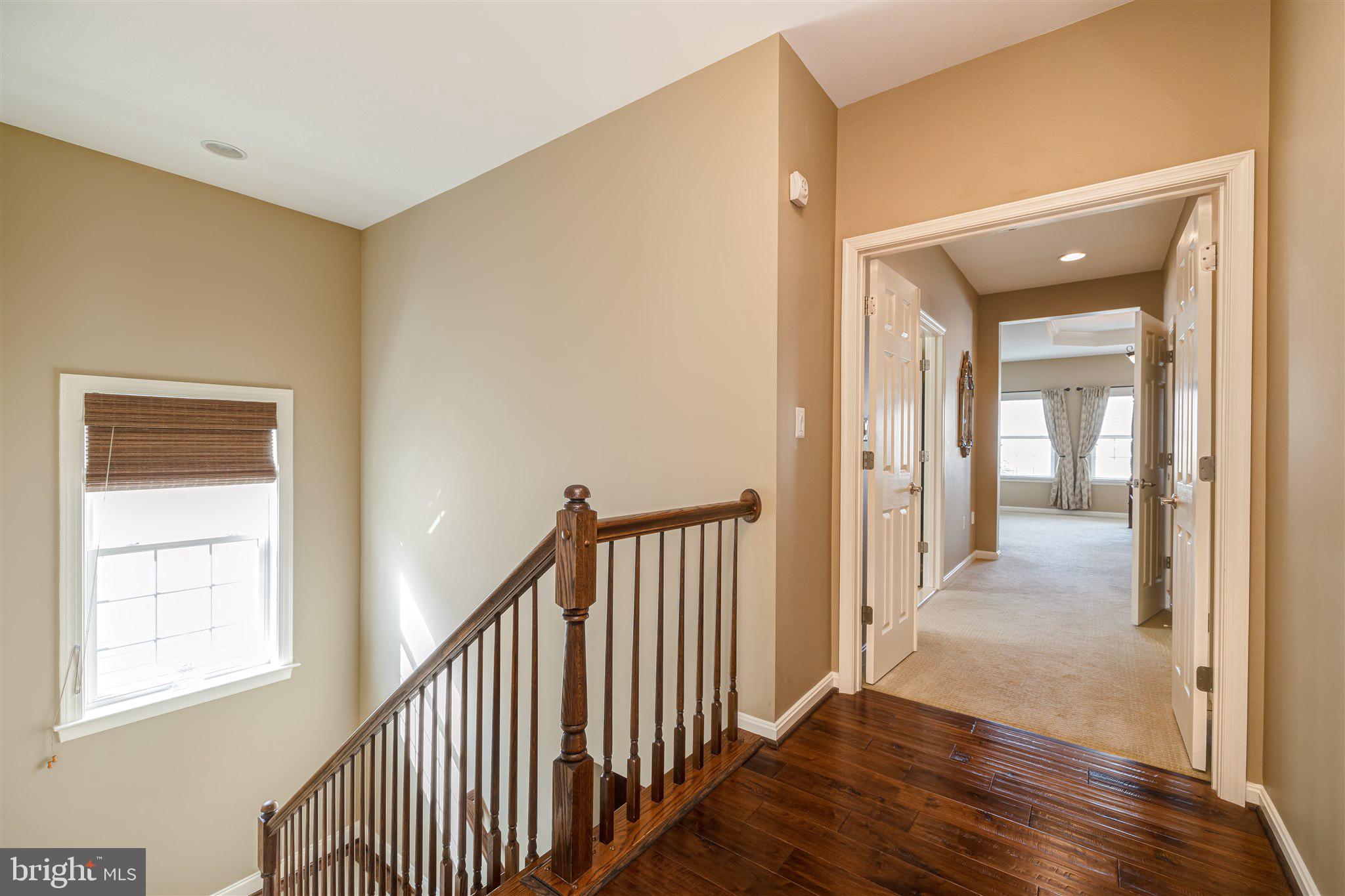 6007 Masondale Road Alexandria, VA 22315 - Photo 27 of 68 Upper Hallway