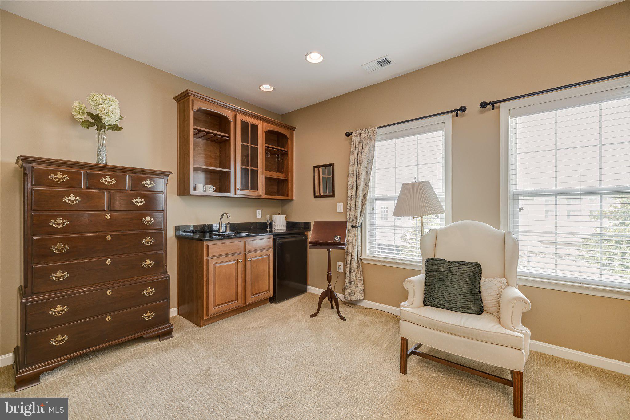 6007 Masondale Road Alexandria, VA 22315 - Photo 38 of 68 Owner's Suite Wet-Bar