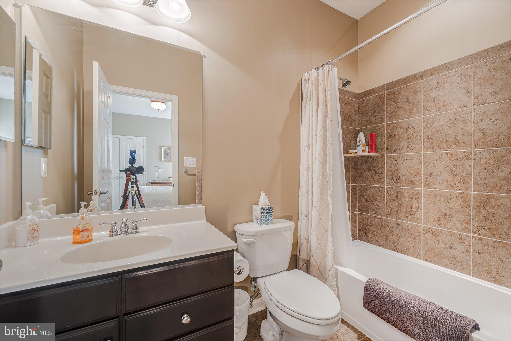 6007 Masondale Road Alexandria, VA 22315 - Photo 42 of 68 Second Bedroom En-suite Bath