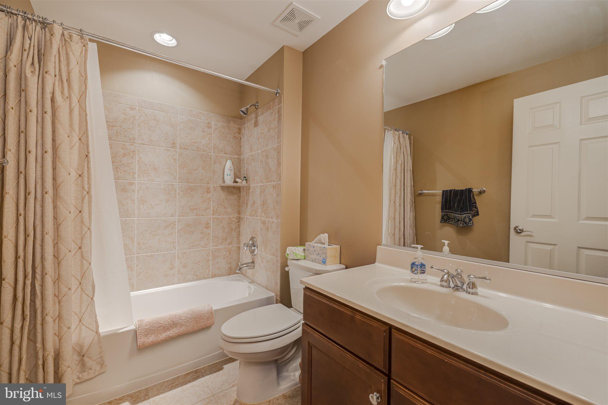 6007 Masondale Road Alexandria, VA 22315 - Photo 56 of 68 Bath