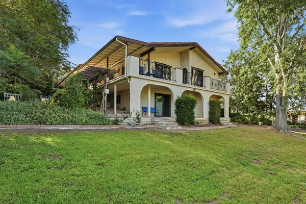 $1,150,000 | 2909 Harris Drive, Vista, CA 92084