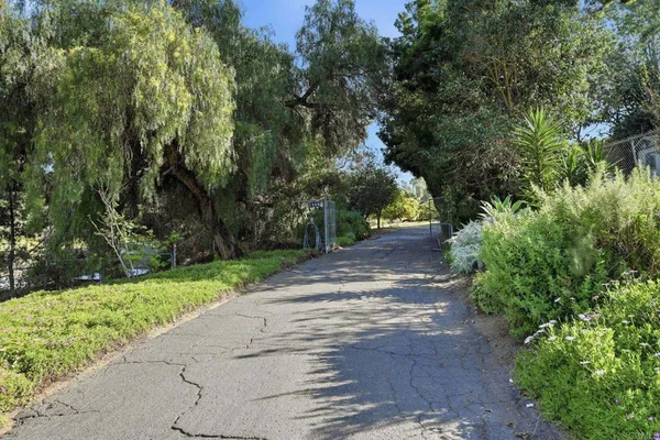 $1,150,000 | 2909 Harris Drive, Vista, CA 92084